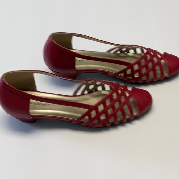 - low flat shoes leather like Materials … - Picture 2 of 6